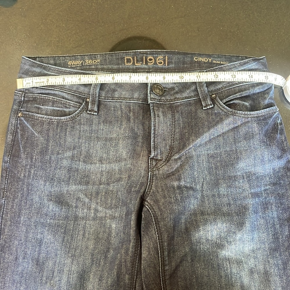 DL1961 Dark Wash Bootcut Jeans Size 28 - Picture 9 of 10